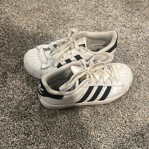 Adidas SUPERSTARS great used condition